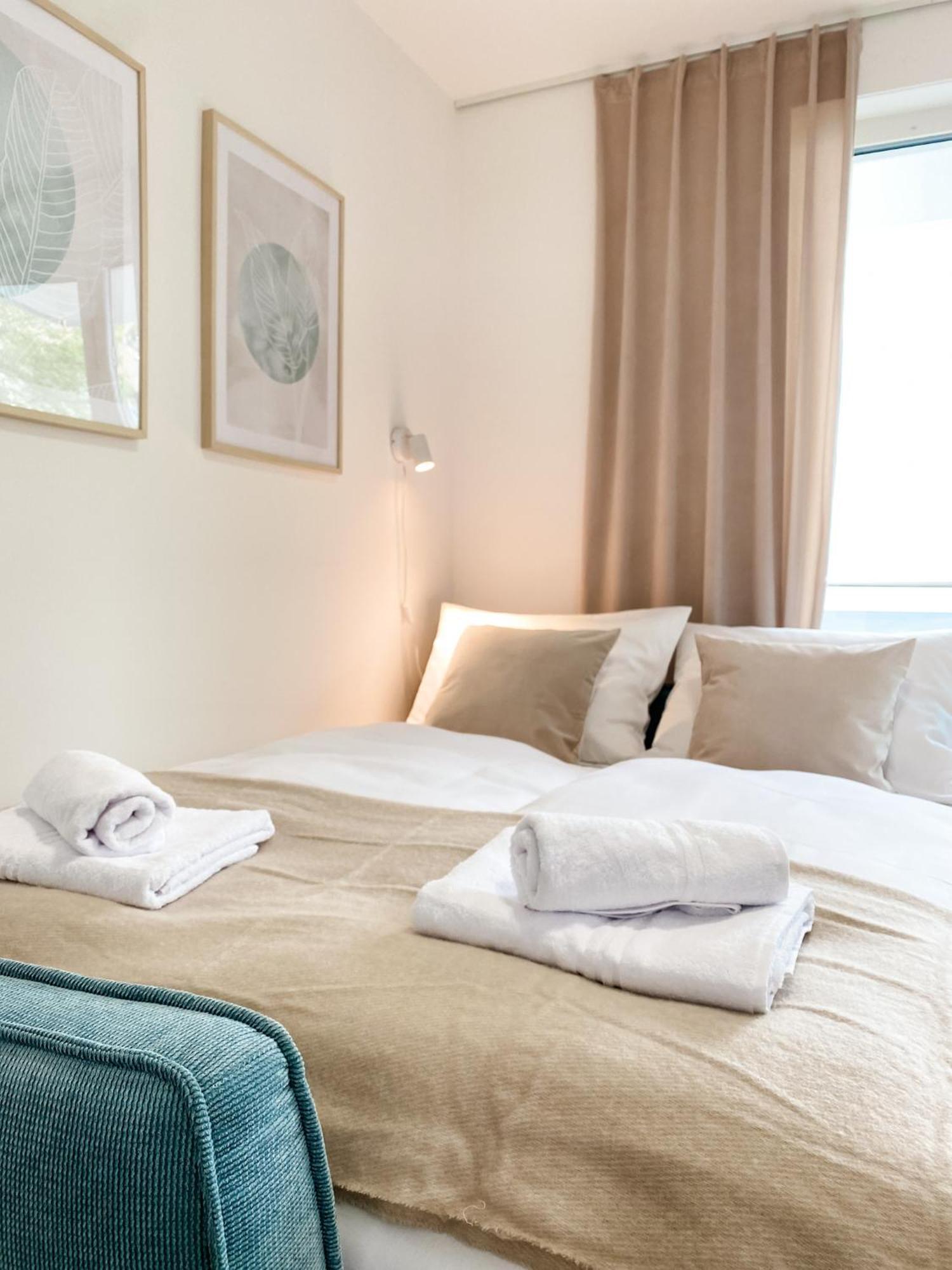 Zwei Apartments Fuer Bis Zu 8 Personen Zentral, Modern, Mit Terrasse & Balkon Μπίλεφελντ Εξωτερικό φωτογραφία