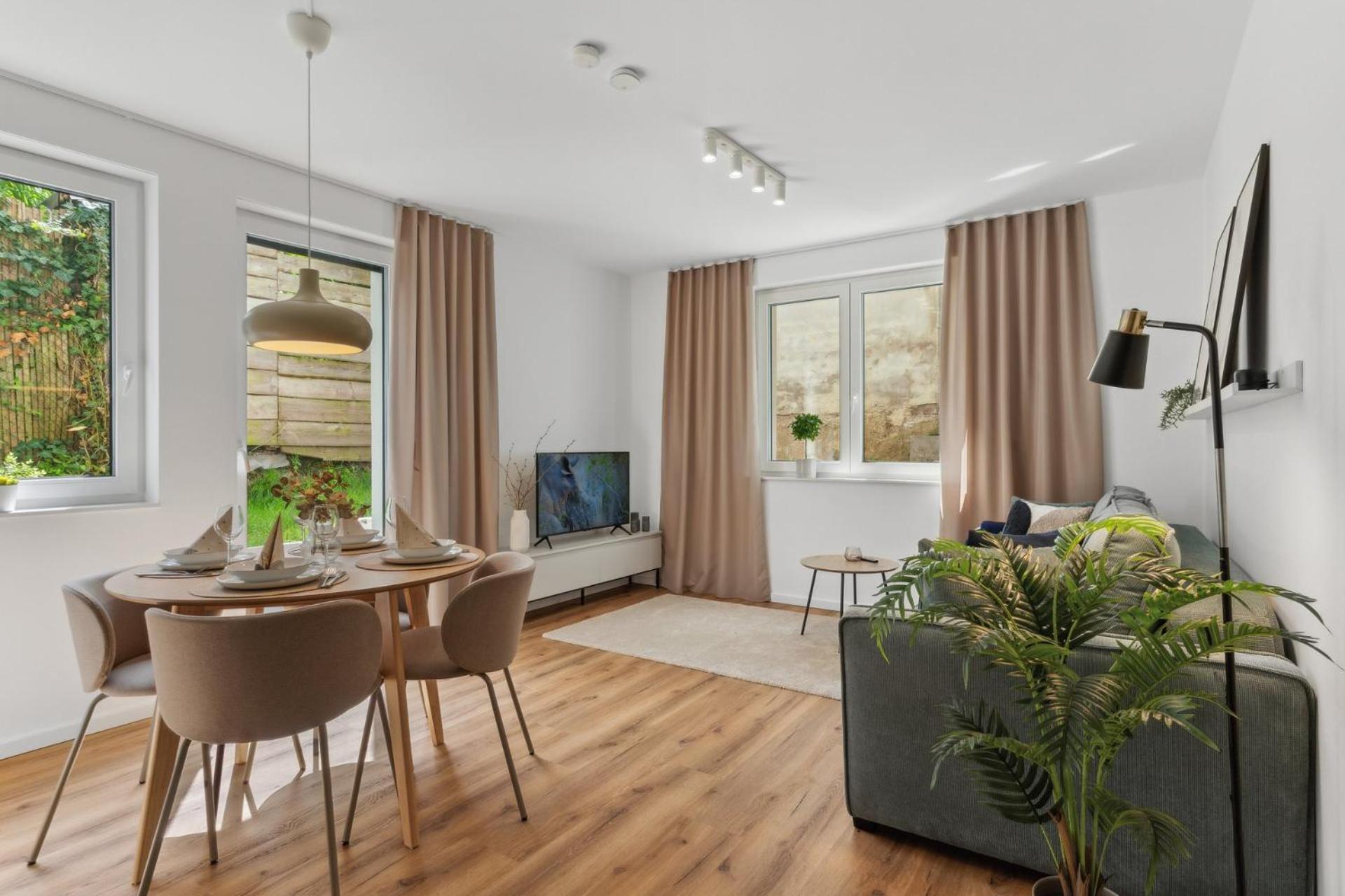 Zwei Apartments Fuer Bis Zu 8 Personen Zentral, Modern, Mit Terrasse & Balkon Μπίλεφελντ Εξωτερικό φωτογραφία