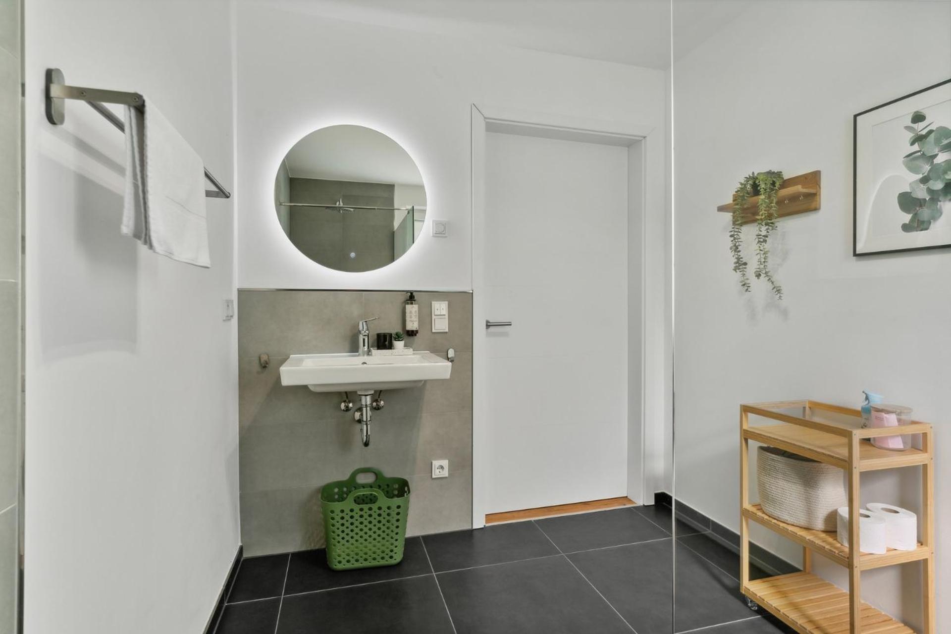 Zwei Apartments Fuer Bis Zu 8 Personen Zentral, Modern, Mit Terrasse & Balkon Μπίλεφελντ Εξωτερικό φωτογραφία